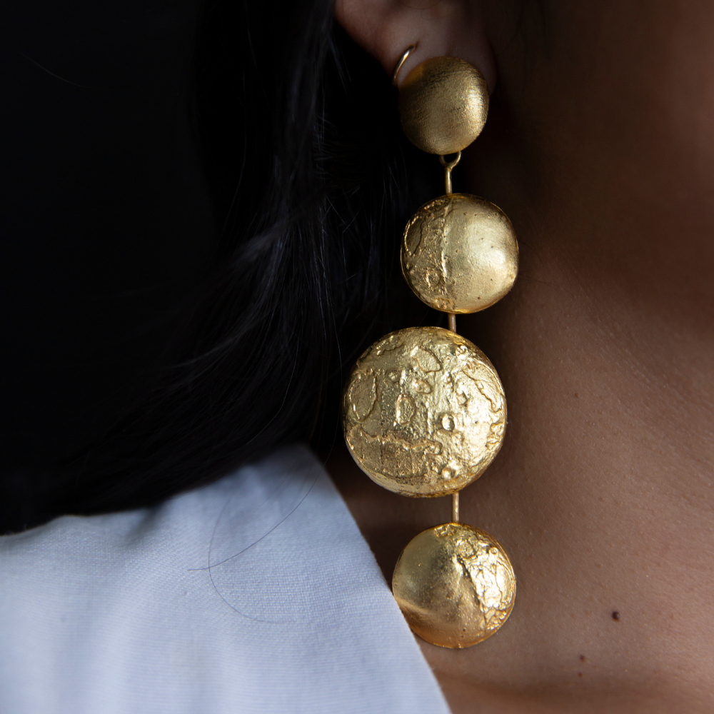 Aretes Moon Phases